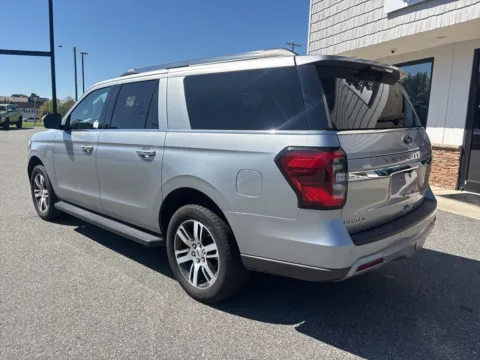 More photos of 2024 Ford Expedition Max Limited at Jerry Hunt Supercenter - Lexington, NC
