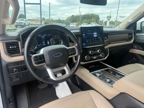 More photos of 2024 Ford Expedition Max Limited at Jerry Hunt Supercenter - Lexington, NC