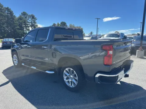 More photos of 2021 Chevrolet Silverado 1500 LTZ at Jerry Hunt Supercenter - Lexington, NC