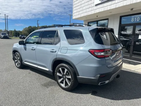 More photos of 2023 Honda Pilot Elite at Jerry Hunt Supercenter - Lexington, NC
