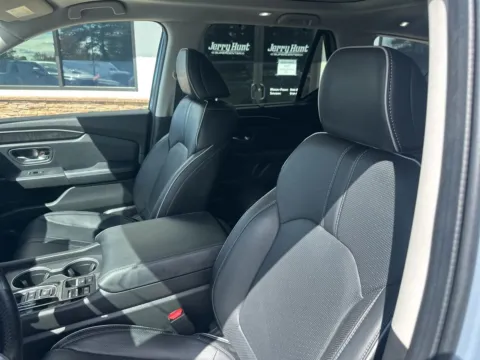 Photos of 2023 Honda Pilot Elite for sale in Lexington, NC at Jerry Hunt Supercenter - Lexington
