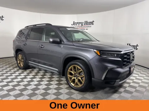More photos of 2024 Honda Pilot Touring at Jerry Hunt Supercenter - Lexington, NC