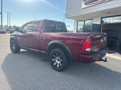 More photos of 2018 Ram 1500 Express at Jerry Hunt Supercenter - Lexington, NC