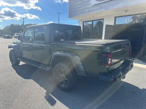 More photos of 2021 Jeep Gladiator Sport at Jerry Hunt Supercenter - Lexington, NC