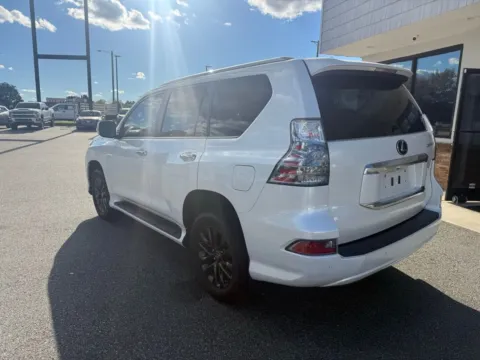 More photos of 2023 Lexus GX 460 at Jerry Hunt Supercenter - Lexington, NC
