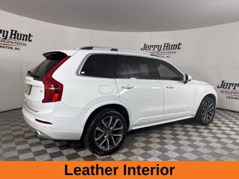 More photos of 2019 Volvo XC90 T5 Momentum at Jerry Hunt Supercenter - Lexington, NC
