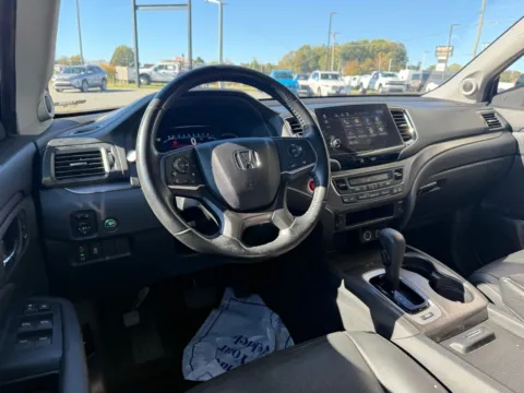 More photos of 2020 Honda Pilot EX-L at Jerry Hunt Supercenter - Lexington, NC