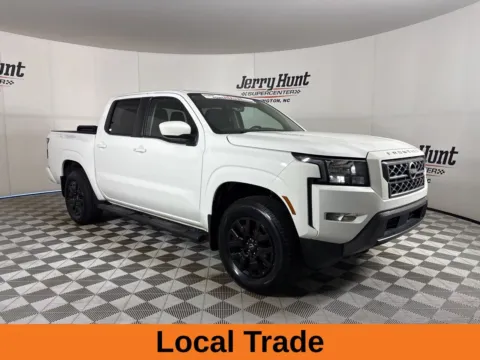 More photos of 2022 Nissan Frontier SV at Jerry Hunt Supercenter - Lexington, NC