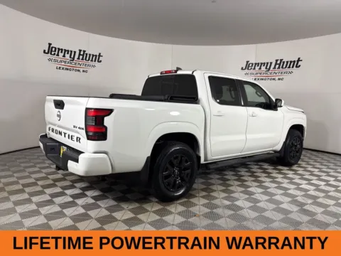 More photos of 2022 Nissan Frontier SV at Jerry Hunt Supercenter - Lexington, NC