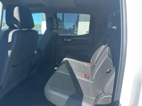 More photos of 2024 GMC Sierra 1500 SLT at Jerry Hunt Supercenter - Lexington, NC