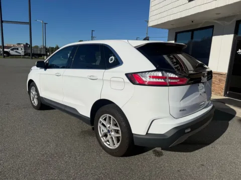 More photos of 2021 Ford Edge SEL at Jerry Hunt Supercenter - Lexington, NC