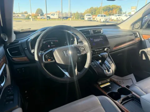 More photos of 2020 Honda CR-V Touring at Jerry Hunt Supercenter - Lexington, NC