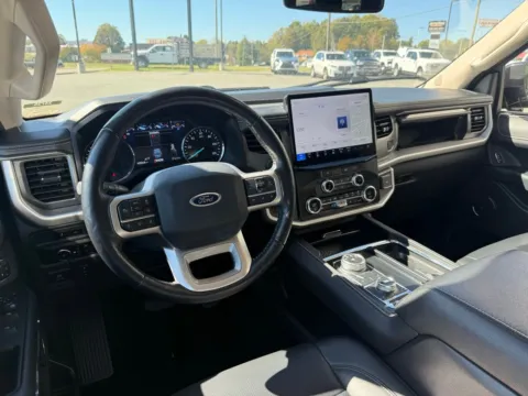 More photos of 2023 Ford Expedition XLT at Jerry Hunt Supercenter - Lexington, NC