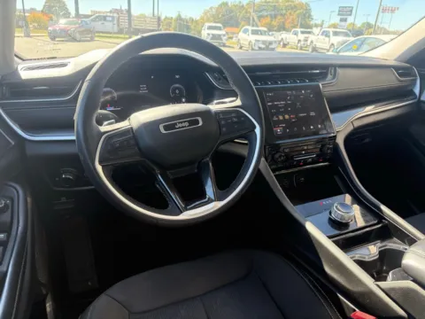Another view of 2023 Jeep Grand Cherokee L Laredo for sale in Lexington, NC at Jerry Hunt Supercenter - Lexington