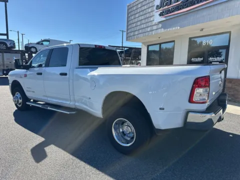 More photos of 2024 Ram 3500 Big Horn at Jerry Hunt Supercenter - Lexington, NC