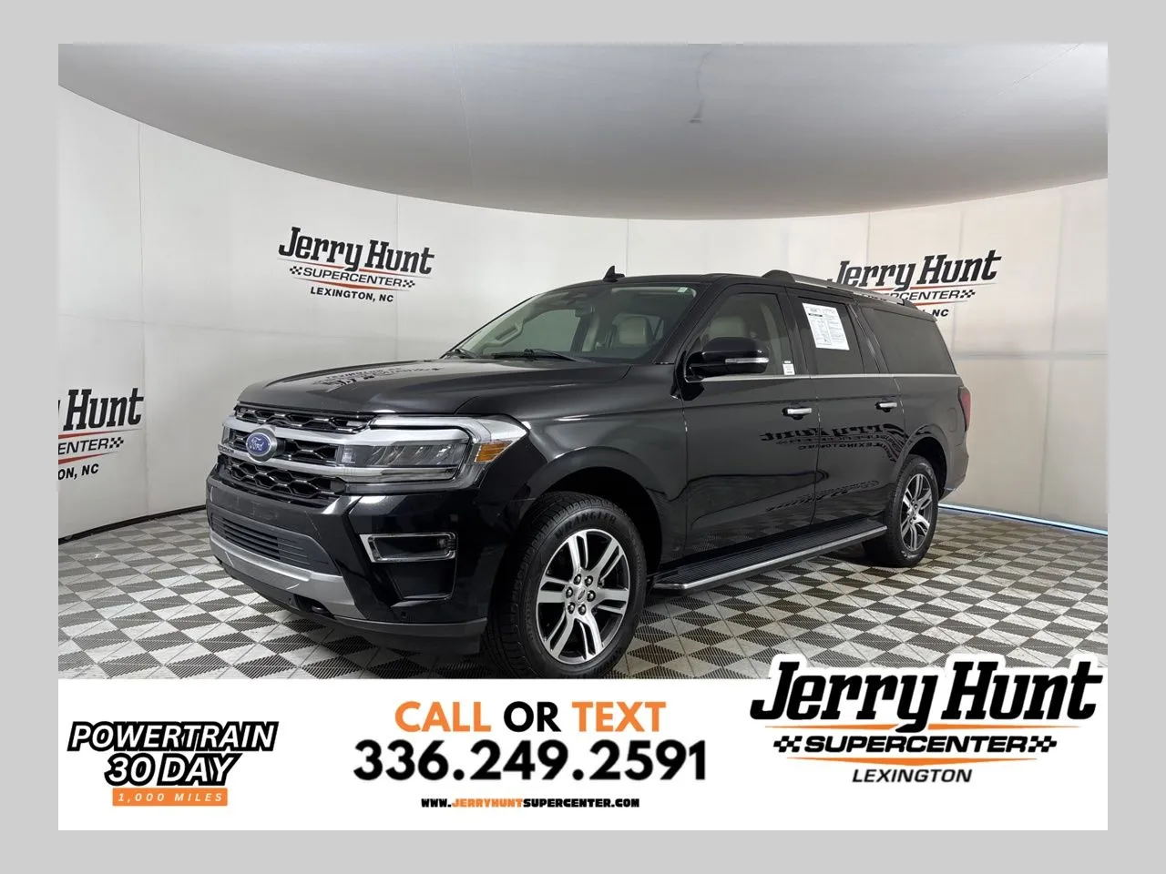 2022 Ford Expedition Limited's photo