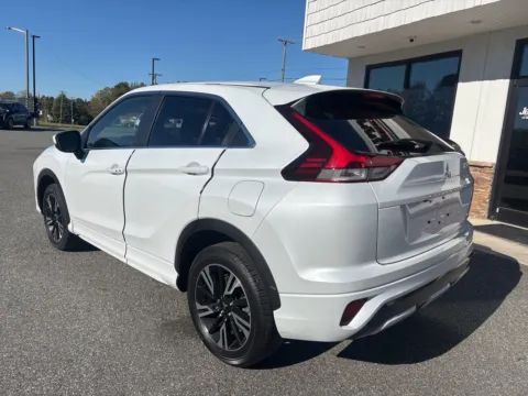 More photos of 2024 Mitsubishi Eclipse Cross SEL at Jerry Hunt Supercenter - Lexington, NC