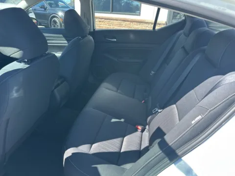 More photos of 2022 Nissan Altima 2.5 S at Jerry Hunt Supercenter - Lexington, NC
