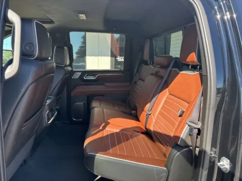 More photos of 2024 GMC Sierra 2500HD Denali Ultimate at Jerry Hunt Supercenter - Lexington, NC