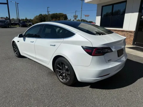 More photos of 2020 Tesla Model 3 Standard Range Plus at Jerry Hunt Supercenter - Lexington, NC