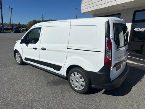 More photos of 2023 Ford Transit Connect XL at Jerry Hunt Supercenter - Lexington, NC