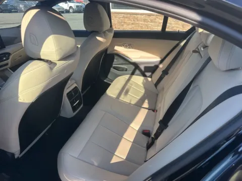 More photos of 2025 BMW 3 Series 330i at Jerry Hunt Supercenter - Lexington, NC