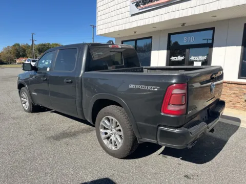 More photos of 2022 Ram 1500 Laramie at Jerry Hunt Supercenter - Lexington, NC