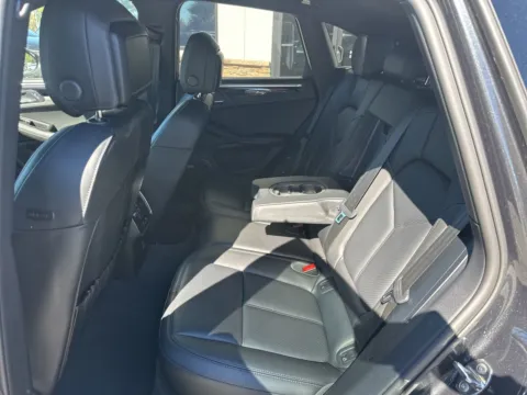 More photos of 2022 Porsche Macan at Jerry Hunt Supercenter - Lexington, NC