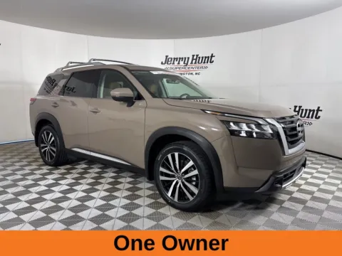 More photos of 2024 Nissan Pathfinder Platinum at Jerry Hunt Supercenter - Lexington, NC