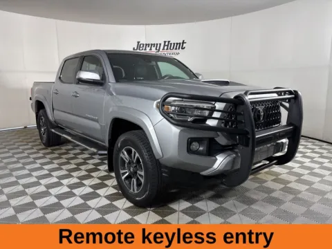More photos of 2018 Toyota Tacoma TRD Sport at Jerry Hunt Supercenter - Lexington, NC