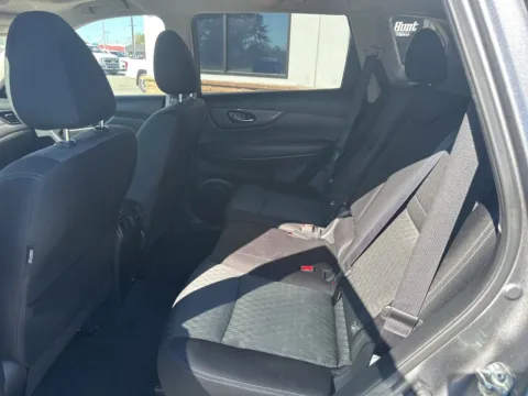 More photos of 2020 Nissan Rogue SV at Jerry Hunt Supercenter - Lexington, NC