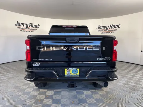 More photos of 2021 Chevrolet Silverado 3500HD High Country at Jerry Hunt Supercenter - Lexington, NC