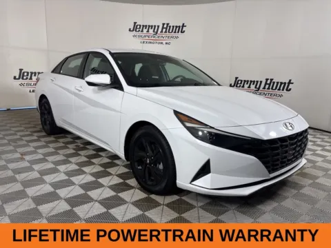 More photos of 2021 Hyundai Elantra SEL at Jerry Hunt Supercenter - Lexington, NC
