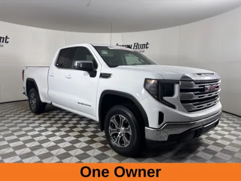 More photos of 2023 GMC Sierra 1500 SLE at Jerry Hunt Supercenter - Lexington, NC