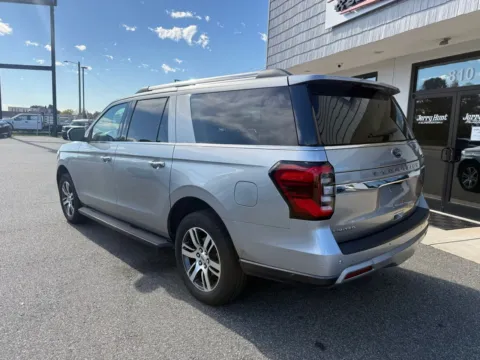More photos of 2024 Ford Expedition Max Limited at Jerry Hunt Supercenter - Lexington, NC
