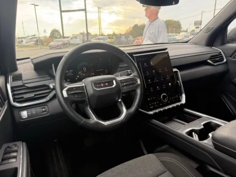 More photos of 2025 GMC Acadia Elevation at Jerry Hunt Supercenter - Lexington, NC