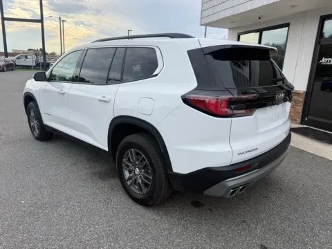 More photos of 2025 GMC Acadia Elevation at Jerry Hunt Supercenter - Lexington, NC