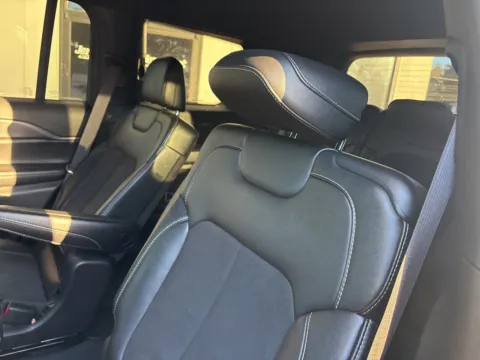 More photos of 2024 Jeep Grand Cherokee L Altitude X at Jerry Hunt Supercenter - Lexington, NC