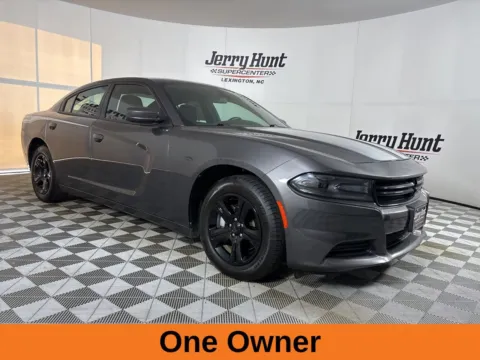 More photos of 2021 Dodge Charger SXT at Jerry Hunt Supercenter - Lexington, NC