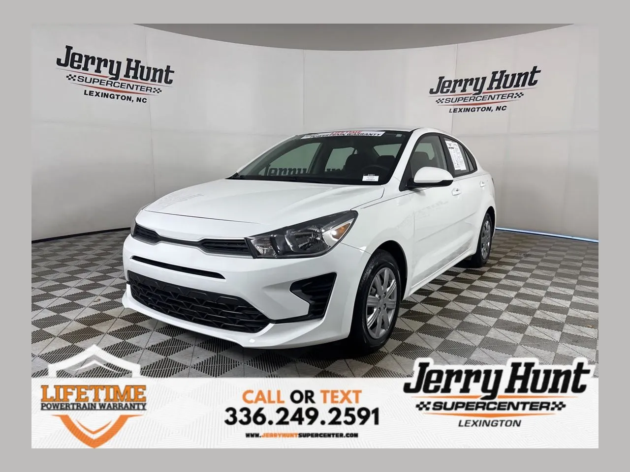 2023 Kia Rio S's photo