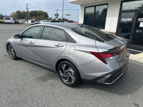 More photos of 2025 Hyundai Elantra SEL Sport at Jerry Hunt Supercenter - Lexington, NC