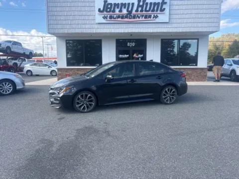 Black 2020 Toyota Corolla XSE for sale in Lexington, NC