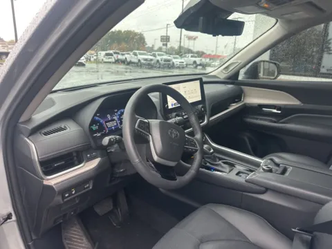 Another view of 2024 Toyota Grand Highlander Platinum for sale in Lexington, NC at Jerry Hunt Supercenter - Lexington