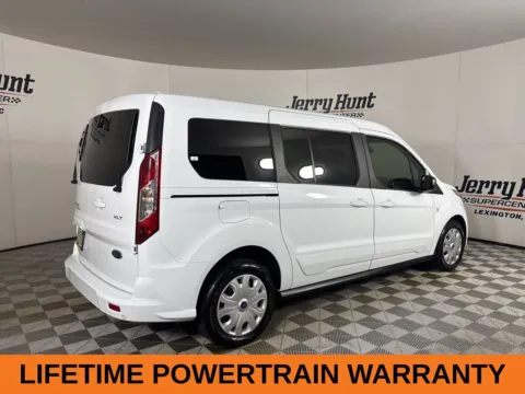 More photos of 2022 Ford Transit Connect XLT at Jerry Hunt Supercenter - Lexington, NC
