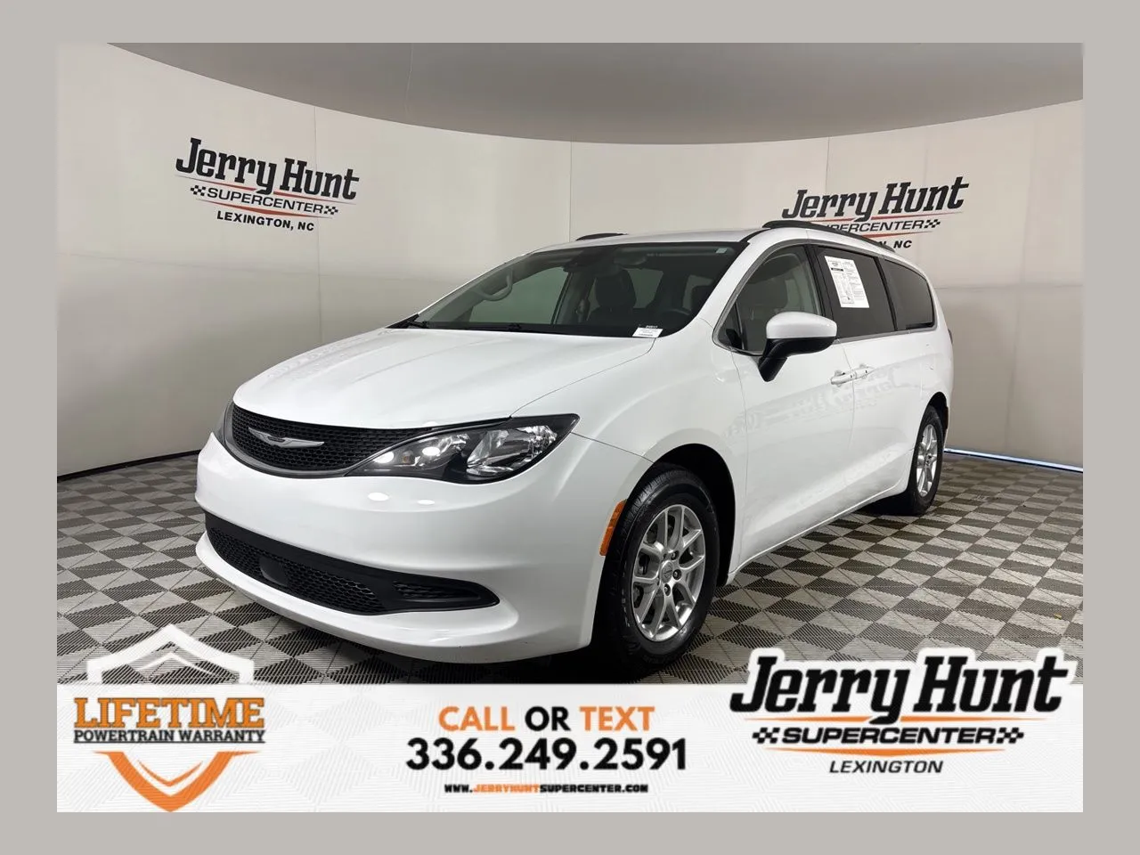 White 2021 Chrysler Voyager LXI for sale in Lexington, NC