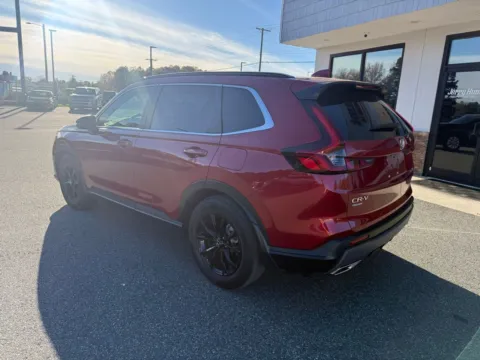 More photos of 2023 Honda CR-V Hybrid Sport at Jerry Hunt Supercenter - Lexington, NC