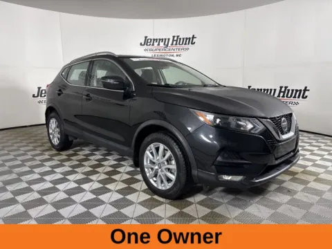 More photos of 2021 Nissan Rogue Sport SV at Jerry Hunt Supercenter - Lexington, NC