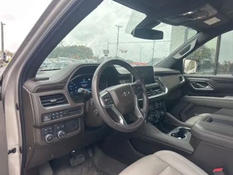 Another view of 2022 Chevrolet Suburban Z71 for sale in Lexington, NC at Jerry Hunt Supercenter - Lexington