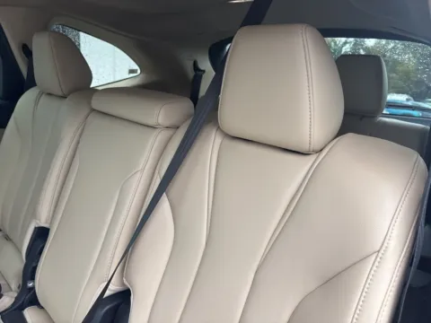 More photos of 2023 Acura MDX 3.5L at Jerry Hunt Supercenter - Lexington, NC