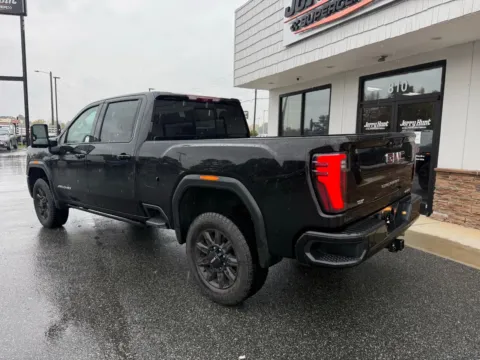 More photos of 2024 GMC Sierra 3500HD AT4 at Jerry Hunt Supercenter - Lexington, NC